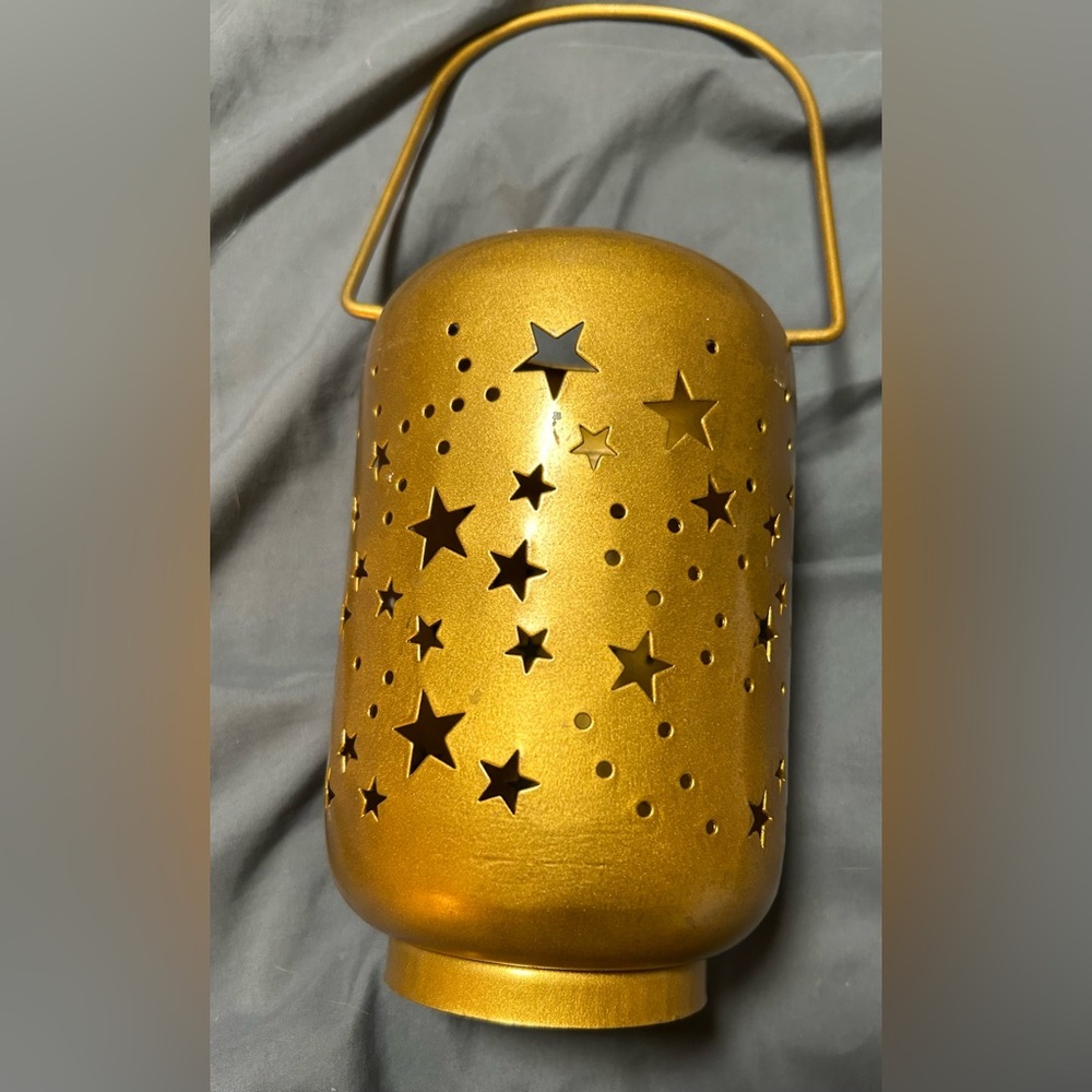 Golden star lantern